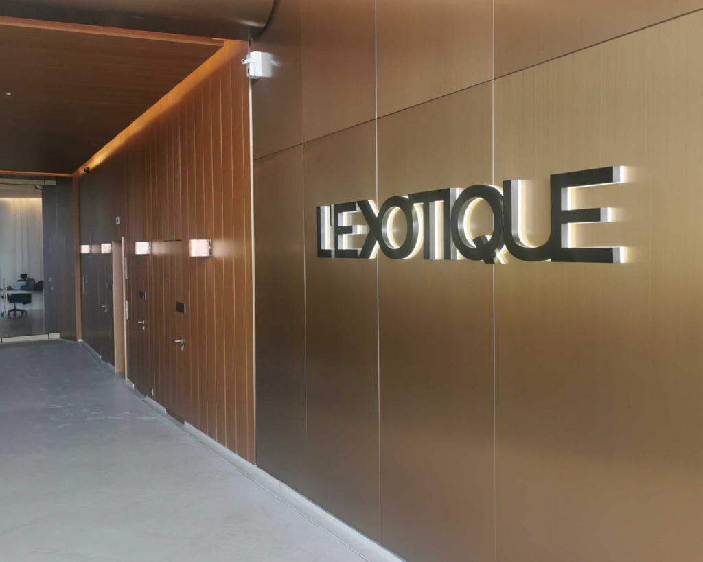 Exotique building
